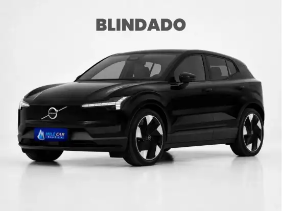 VOLVO-EX30-2025