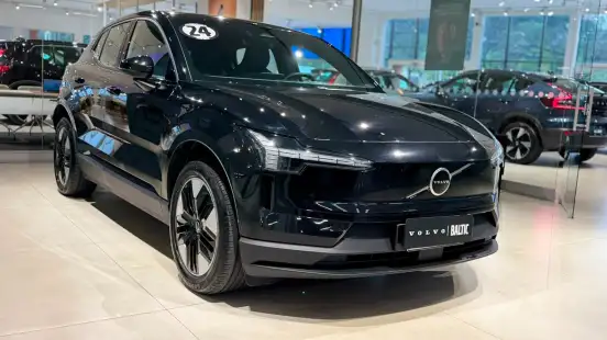VOLVO-EX30-2024