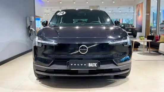 VOLVO-EX30-2024