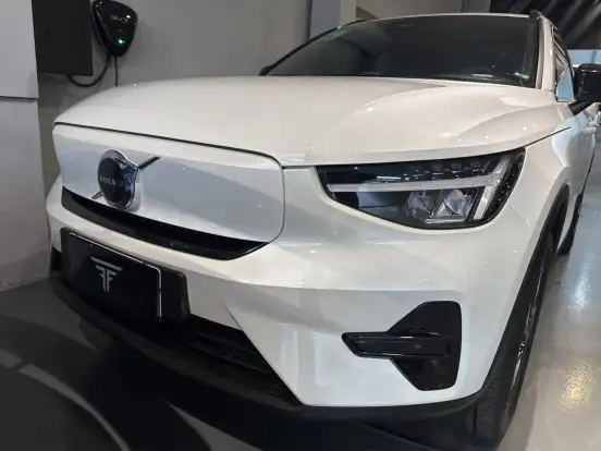 VOLVO-EX40-P6 RECHARGE ELECTRIC PLUS VOLVO-EX40-2024