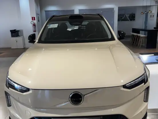 VOLVO-EX90-P8 RECHARGE TWIN ELECTRIC PERFORMANCE ULTRA AWD VOLVO-EX90-2025