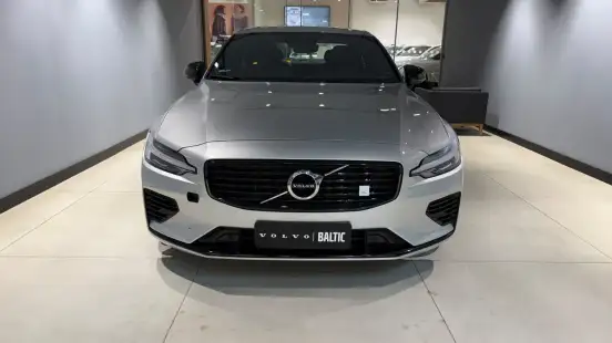 VOLVO-S60-2021