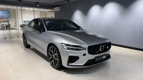 VOLVO-S60-2021