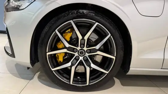 VOLVO-S60-2021