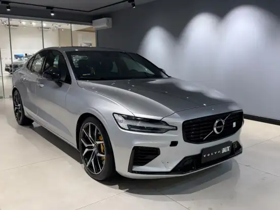 VOLVO-S60-2.0 T8 POLESTAR ENGINEERED HÍBRIDO 4P AUTOMÁTICO VOLVO-S60-2021