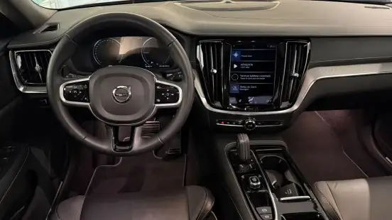 VOLVO-S60-2021