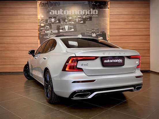 VOLVO-S60-2020