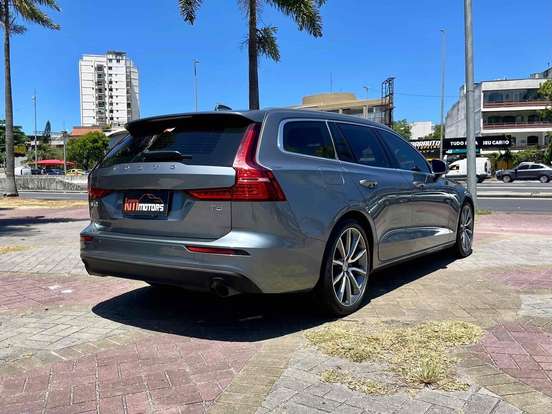 VOLVO-V60-2019