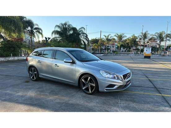 VOLVO-V60-2013
