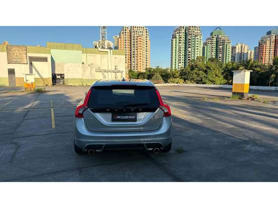 VOLVO-V60-2013