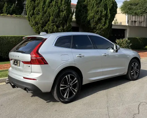 VOLVO-XC60-2019