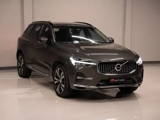 VOLVO-XC60-2021