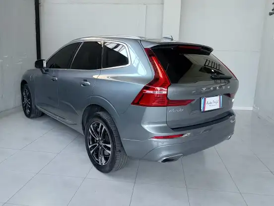 VOLVO-XC60-2.0 T8 HYBRID MOMENTUM AWD GEARTRONIC VOLVO-XC60-2020