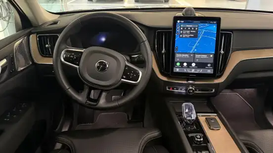 VOLVO-XC60-2.0 T8 PHEV ULTRA AWD GEARTRONIC VOLVO-XC60-2025