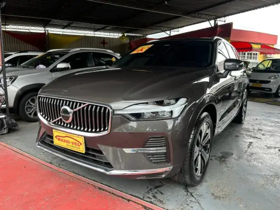 VOLVO-XC60-2022