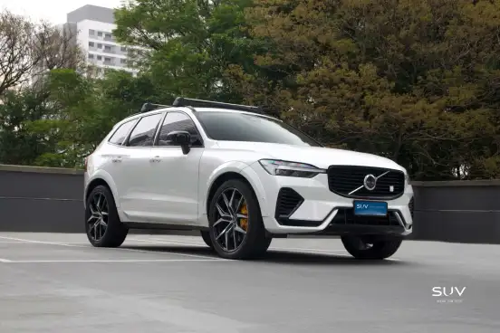 VOLVO-XC60-2022