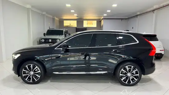 VOLVO-XC60-2022