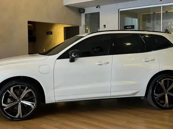 VOLVO-XC60-2.0 T8 RECHARGE ULTIMATE DARK AWD GEARTRONIC VOLVO-XC60-2023