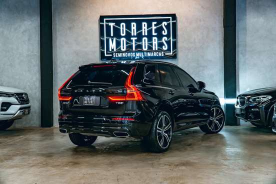 VOLVO-XC60-2.0 T8 HYBRID MOMENTUM AWD GEARTRONIC VOLVO-XC60-2020