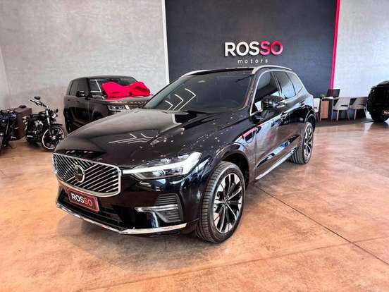 VOLVO-XC60-2025