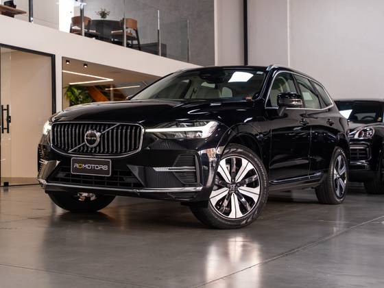VOLVO XC60 2.0 T8 RECHARGE PLUS AWD GEARTRONIC