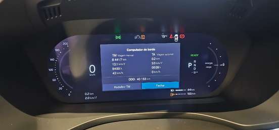 VOLVO-XC60-2024
