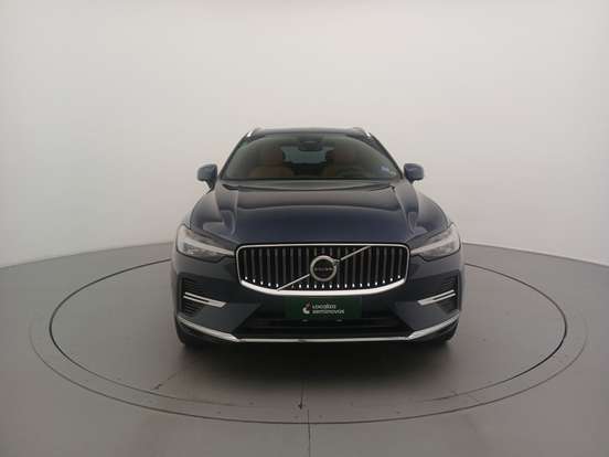 VOLVO-XC60-2022