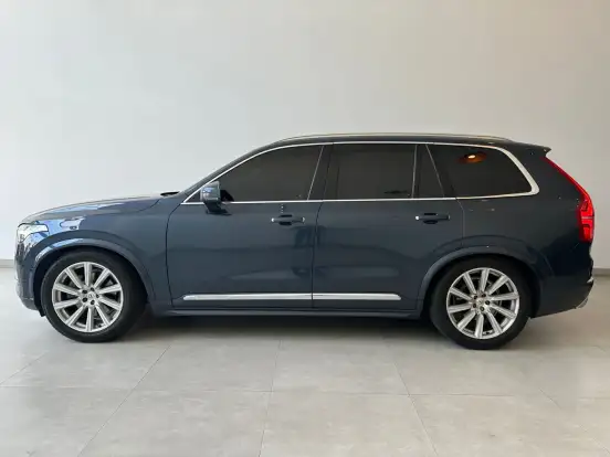 VOLVO-XC90-2.0 D5 DIESEL INSCRIPTION AWD GEARTRONIC VOLVO-XC90-2018