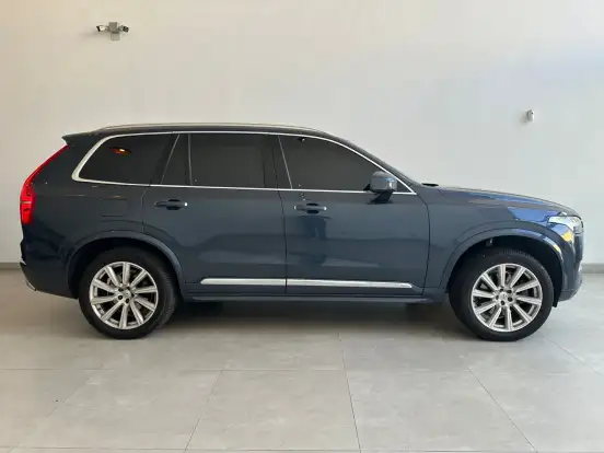 VOLVO-XC90-2.0 D5 DIESEL INSCRIPTION AWD GEARTRONIC VOLVO-XC90-2018