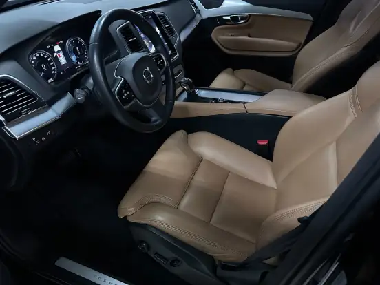 VOLVO-XC90-2.0 T6 GASOLINA MOMENTUM AWD GEARTRONIC VOLVO-XC90-2018