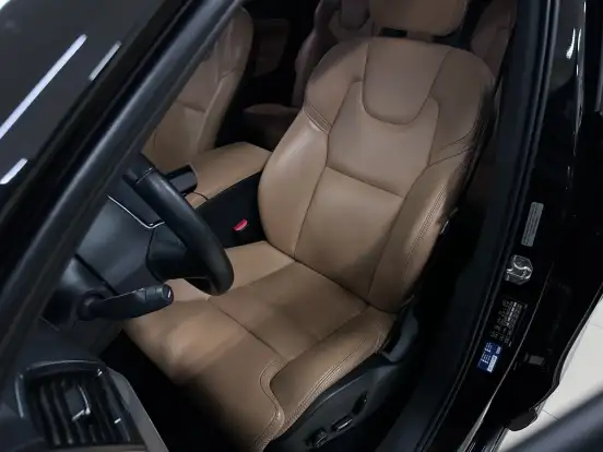 VOLVO-XC90-2.0 T6 GASOLINA MOMENTUM AWD GEARTRONIC VOLVO-XC90-2018