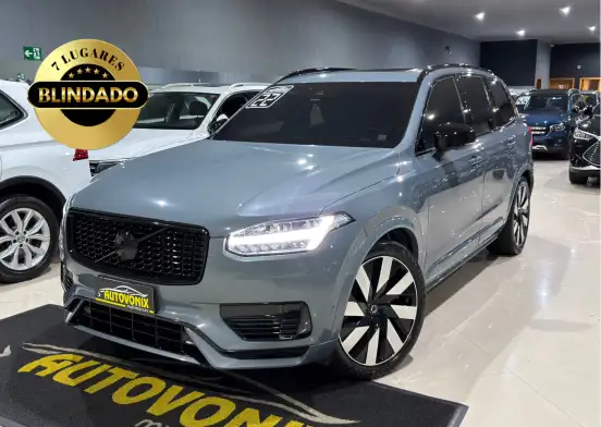 VOLVO-XC90-2022