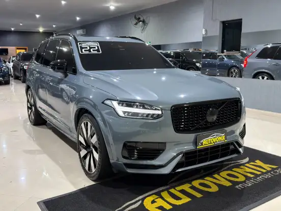 VOLVO-XC90-2022