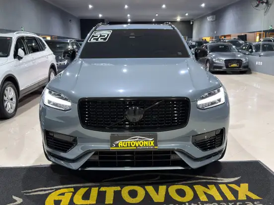 VOLVO-XC90-2022