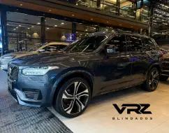 VOLVO XC90 2.0 T8 HYBRID R-DESIGN AWD GEARTRONIC VOLVO XC90 2.0 T8 HYBRID R-DESIGN AWD GEARTRONIC