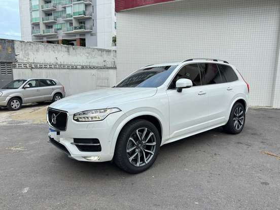 VOLVO-XC90-2018