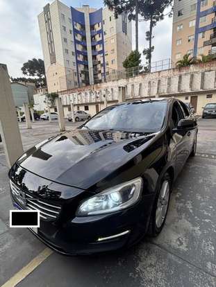 VOLVO-S60-2.0 T5 KINETIC 16V TURBO GASOLINA 4P AUTOMÁTICO VOLVO-S60-2015