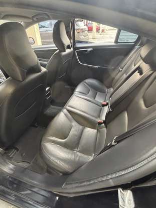 VOLVO-S60-2.0 T5 KINETIC 16V TURBO GASOLINA 4P AUTOMÁTICO VOLVO-S60-2015
