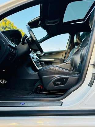 VOLVO-XC60-3.0 T6 RD AWD TURBO GASOLINA 4P AUTOMÁTICO VOLVO-XC60-2013