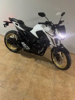 YAMAHA-FZ25 FAZER CONNECTED ABS-2025