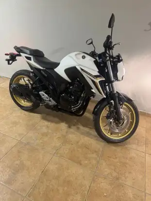 YAMAHA-FZ25 FAZER CONNECTED ABS-2025