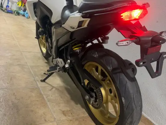YAMAHA-FZ25 FAZER CONNECTED ABS YAMAHA-FZ25 FAZER CONNECTED ABS-2025