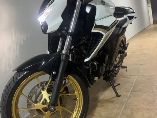 YAMAHA-FZ25 FAZER CONNECTED ABS YAMAHA-FZ25 FAZER CONNECTED ABS-2025