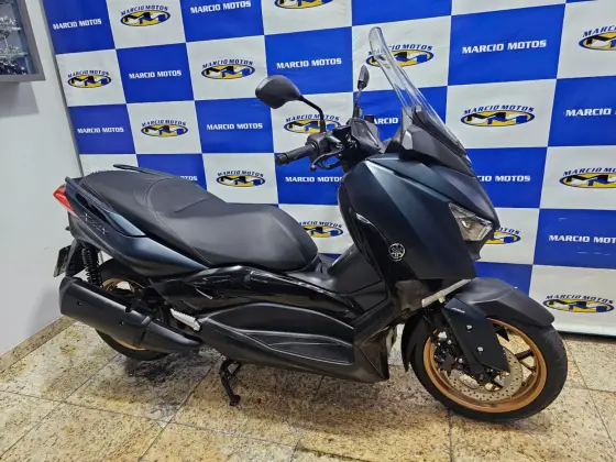 YAMAHA XMAX ABS 