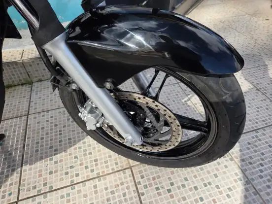 YAMAHA-YS 250 FAZER YAMAHA-YS 250 FAZER-2012