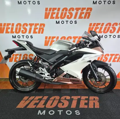YAMAHA-YZF R15-2025