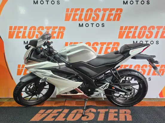 YAMAHA-YZF R15 YAMAHA-YZF R15-2025