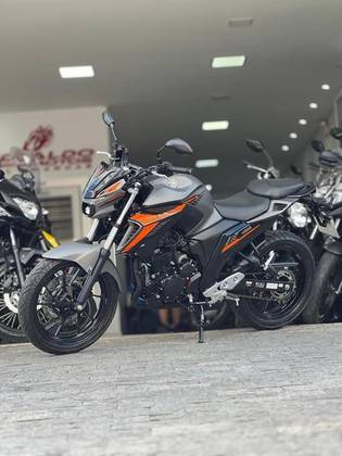 YAMAHA FZ25 FAZER ABS 