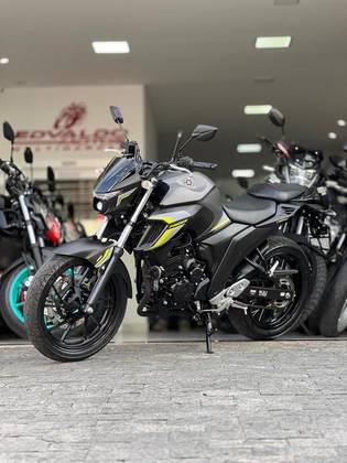 YAMAHA FZ25 FAZER ABS 