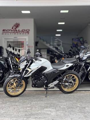 YAMAHA FZ25 FAZER CONNECTED ABS 